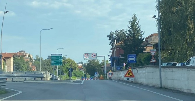 Il raccordo autostradale dovrà essere riaperto a metà settembre anche per chi arriva dall'A8 a Varese Il raccordo autostradale dovrà essere riaperto a metà settembre anche per chi arriva dall'A8 a Varese
