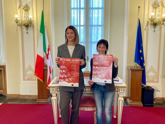 Ivana Perusin e Chiara Comparoni alla presentazione di Luci di Natale alla Rasa
