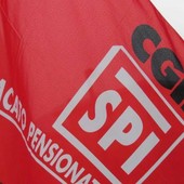 San Fermo, una pergamena alla più anziana iscritta alla Cgil