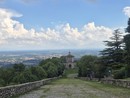 Torna il sereno in provincia: la vista mattutina dal Sacro Monte (foto Mario Chiodetti) Torna il sereno in provincia: la vista mattutina dal Sacro Monte (foto Mario Chiodetti)