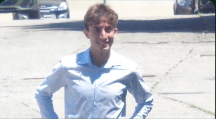 Fagnano Olona, sabato i funerali di Simone Brun: la salma rientra venerdì dalla Grecia Fagnano Olona, sabato i funerali di Simone Brun: la salma rientra venerdì dalla Grecia