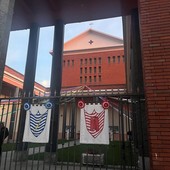 La chiesa di Sant'Edoardo quando è vestita a festa per il Palio alla patronale La chiesa di Sant'Edoardo quando è vestita a festa per il Palio alla patronale