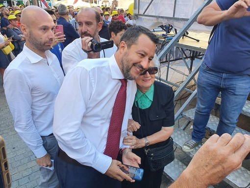 Salvini da Gallarate: «Matteo Bianchi è la scelta migliore ed è un esempio perché mette la comunità anche davanti a Roma»