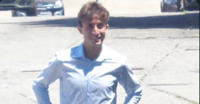 La foto di Simone Brun abbinata a chi vuole sostenere la famiglia per le spese del rientro della salma nella sua Fagnano