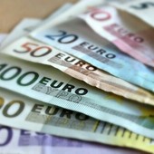 Bonifici fermi per Pasqua: stop dal 2 al 6 aprile, ecco cosa succede ai pagamenti