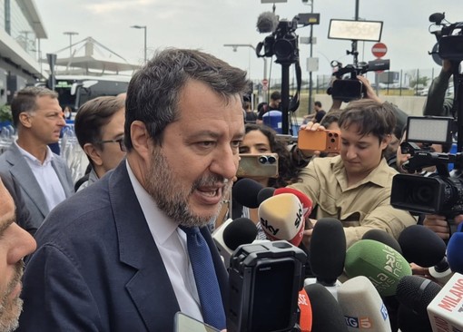 Sindaci, Salvini: «Lega ha nomi per fare bene a Varese, Busto e Gallarate. Terzo mandato? Io ci ho provato…» Sindaci, Salvini: «Lega ha nomi per fare bene a Varese, Busto e Gallarate. Terzo mandato? Io ci ho provato…»