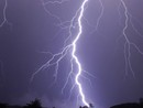 Dopo il vento e i fulmini di ieri, oggi ci attendono altri temporali. Minima della notte sotto i 20 gradi Dopo il vento e i fulmini di ieri, oggi ci attendono altri temporali. Minima della notte sotto i 20 gradi