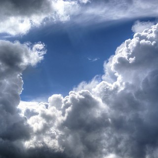 Temporali e venti forti con grandine il "prezzo" da pagare per l'arrivo di un caldo senz'afa
