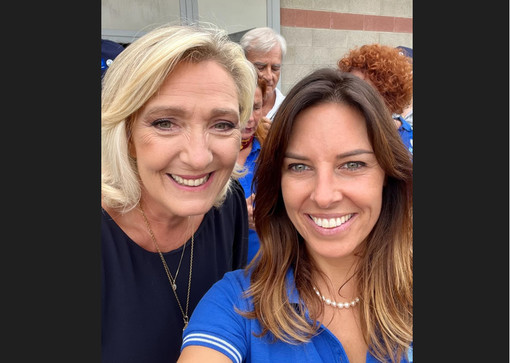 Tovaglieri e Le Pen in una foto postata sui social dall'eurodeputata leghista