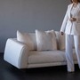 Tailleur donna: il completo che risolve riunioni, aperitivi e cerimonie estive Tailleur donna: il completo che risolve riunioni, aperitivi e cerimonie estive