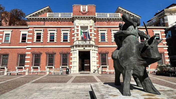 Processo Manfrinati, in tribunale la testimonianza degli assistenti sociali: «La pagheranno cara quei cani che mi hanno impedito di vedere mio figlio» Processo Manfrinati, in tribunale la testimonianza degli assistenti sociali: «La pagheranno cara quei cani che mi hanno impedito di vedere mio figlio»