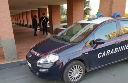 I carabinieri sul luogo della tragedia, ad Orbassano (foto Torino Oggi)