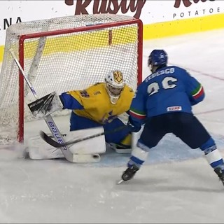 L'ultimo rigore azzurro di Tedesco parato dal portiere ucraino