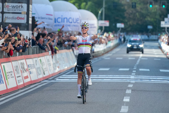 In un mondo in cui le promesse valgono niente, Tadej Pogacar la sua l’ha mantenuta: non solo è tornato alla Tre Valli, ma l'ha anche vinta (foto Alessandro Galbiati)