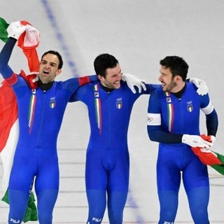 Pattinaggio velocità, Italia d’oro nell’inseguimento a squadre: rivincita sugli Usa vent’anni dopo Torino