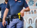 Tensione nel parcheggio di un supermercato a Busto, arrestato un giovane Tensione nel parcheggio di un supermercato a Busto, arrestato un giovane