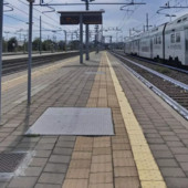 Un maggio di scioperi, ecco il calendario completo: bus, treni, aerei, sanità e scuola