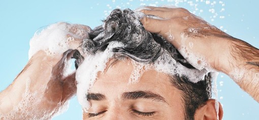 Come lavare e asciugare una protesi capillare senza rovinarla