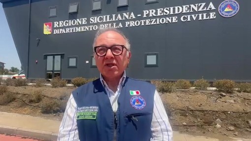 Oltre 40 gradi in Sicilia, tutte le raccomandazioni dai 'rifugi climatici' al rischio incendi