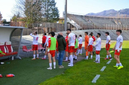 Domenica Varese al Franco Ossola contro il Derthona dopo la crisi degli appena 2 punti conquistati su 12 nelle ultime 4 gare (foto Ezio Macchi)