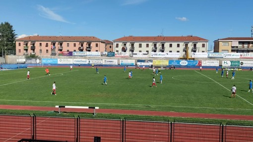 Varese ombre e luci: perde con il Seregno (0-1) ma batte il Saronno (2-1) Varese ombre e luci: perde con il Seregno (0-1) ma batte il Saronno (2-1)