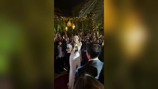 Aurora Ramazzotti scrive e canta 4 canzoni, il regalo di matrimonio per Goffredo Cerza Aurora Ramazzotti scrive e canta 4 canzoni, il regalo di matrimonio per Goffredo Cerza