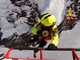 VIDEO. Snowborder varesino rimane bloccato a quota 2200 metri, lo salva &quot;Drago 80&quot;