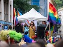 Vladimir Luxuria guida la marea colorata e parla in via Cavour al Varese Pride 2025 (foto Galbiati) Vladimir Luxuria guida la marea colorata e parla in via Cavour al Varese Pride 2025 (foto Galbiati)