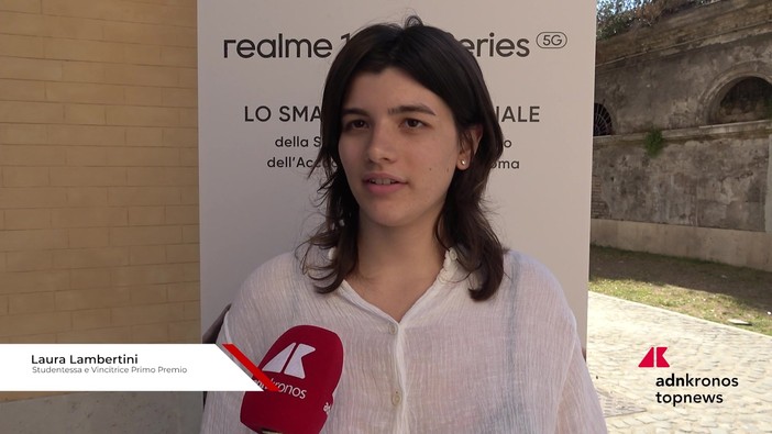 Portrait of italians, Studentessa vincitrice primo premio: "Con smartphone entrata in relazione con progetto" Portrait of italians, Studentessa vincitrice primo premio: "Con smartphone entrata in relazione con progetto"
