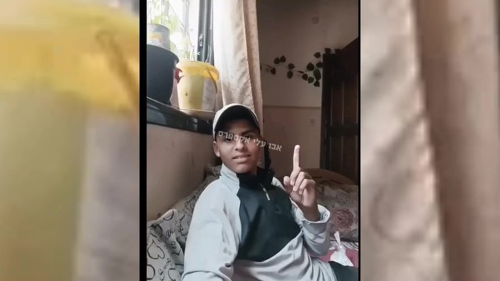 Hamas 'celebra' 15enne ucciso in combattimento a Gaza, i video Hamas 'celebra' 15enne ucciso in combattimento a Gaza, i video