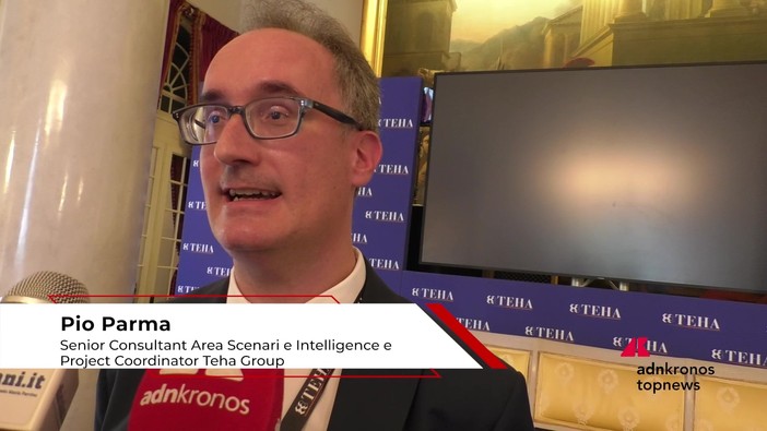 Parma (Teha Group), '45mila laureati in fuga dall'Italia nell'ultimo anno: livelli salariali non competitivi'