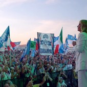 Meloni a Bari, il videoracconto della festa per il governo più longevo