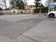 Siamo all'altezza della chiesa dei Frati: da qui viale Borri si trasforma in una &quot;mulattiera&quot; con lunghi tratti di asfalto di altezza diversa nella stessa corsia di marcia