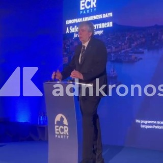 Turismo, ministro Mazzi: "Un'industria di relazioni tra i popoli"