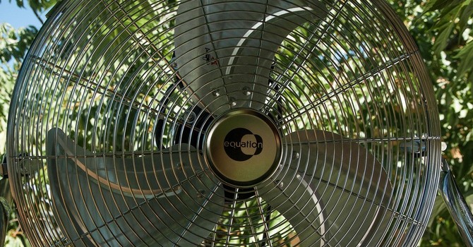 Oggi oltre 35 gradi a Varese: raffiche di vento dovute ai temporali con grandine in Ticino. «Nei prossimi giorni leggero calo termico»