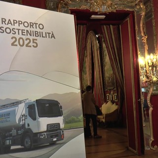 Ambiente: nel 2025 raccolto il 100% degli oli minerali usati, Italia leader Ue nel riciclo Ambiente: nel 2025 raccolto il 100% degli oli minerali usati, Italia leader Ue nel riciclo