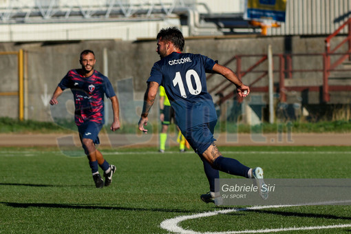 Allo stadio Chittolina di Vado profumo di serie C per la partitissima tra i padroni di casa e il Ligorna Allo stadio Chittolina di Vado profumo di serie C per la partitissima tra i padroni di casa e il Ligorna