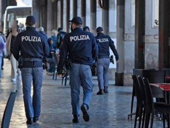 Cortei 30 ottobre a Roma e Milano, attese migliaia di persone: allerta su nuove azioni 'spacca e fuggi' Cortei 30 ottobre a Roma e Milano, attese migliaia di persone: allerta su nuove azioni 'spacca e fuggi'