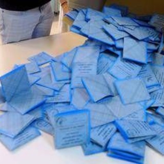 Sondaggio politico, Fratelli d'Italia cresce e allunga