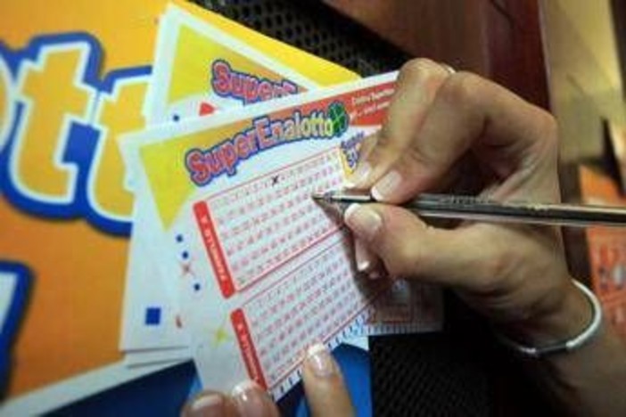 Superenalotto, estrazione oggi 20 ottobre 2026: numeri vincenti Superenalotto, estrazione oggi 20 ottobre 2026: numeri vincenti