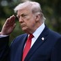 Trump boccia la proposta dell'Iran, Hormuz resta chiuso: "Teheran sta per crollare"