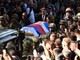 Serbia, migliaia a Belgrado per i funerali di Mladic. Ue: "Era un criminale"