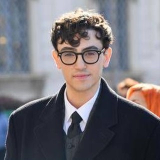 Sanremo 2026, Michele Bravi chi è: esordi, coming out, l'incidente che ha cambiato la sua vita Sanremo 2026, Michele Bravi chi è: esordi, coming out, l'incidente che ha cambiato la sua vita