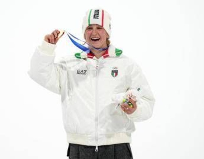 Flora Tabanelli, chi è la stella azzurra del freestyle bronzo a Milano Cortina 2026 Flora Tabanelli, chi è la stella azzurra del freestyle bronzo a Milano Cortina 2026