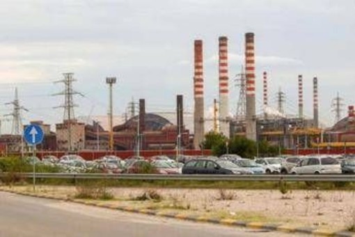 Ex Ilva, via libera a trattativa esclusiva con Flacks: sindacati preoccupati Ex Ilva, via libera a trattativa esclusiva con Flacks: sindacati preoccupati