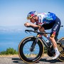 Evenepoel fa il bis nella crono, Pogacar 2° e sempre in giallo al Tour Evenepoel fa il bis nella crono, Pogacar 2° e sempre in giallo al Tour