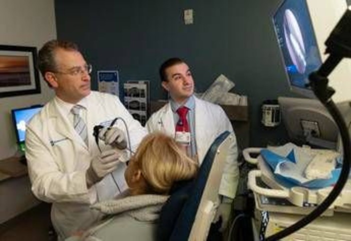 Alzheimer, un tampone nasale rivela la malattia prima dei sintomi