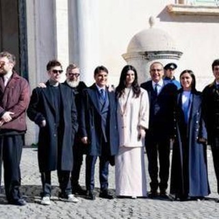 Conti, Pausini e i Big di Sanremo ricevuti al Quirinale: "Mattarella riconosce il valore della musica" Conti, Pausini e i Big di Sanremo ricevuti al Quirinale: "Mattarella riconosce il valore della musica"