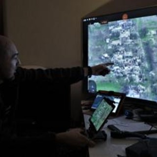 Ucraina-Russia, massiccio attacco di droni di Kiev su Mosca: colpita un'altra raffineria