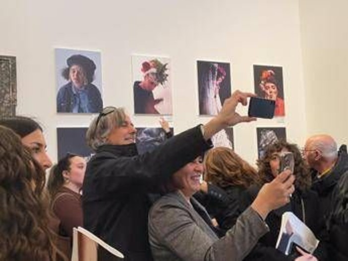 Mostre, 'Turbanti' a Roma un percorso fotografico tra moda e inclusione